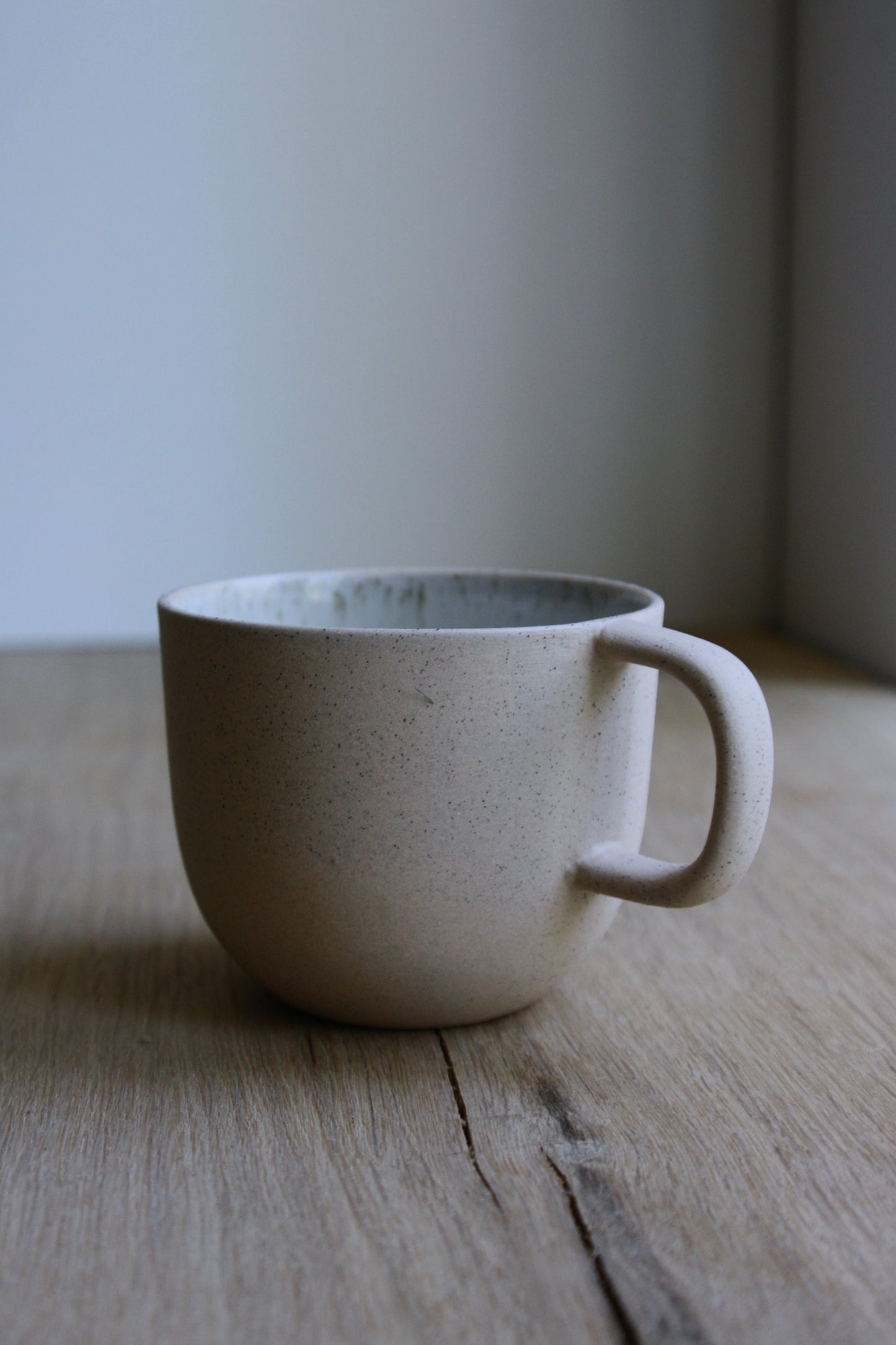 Mug with handle, Light Rose w/Crystal glaze (250 ml)
