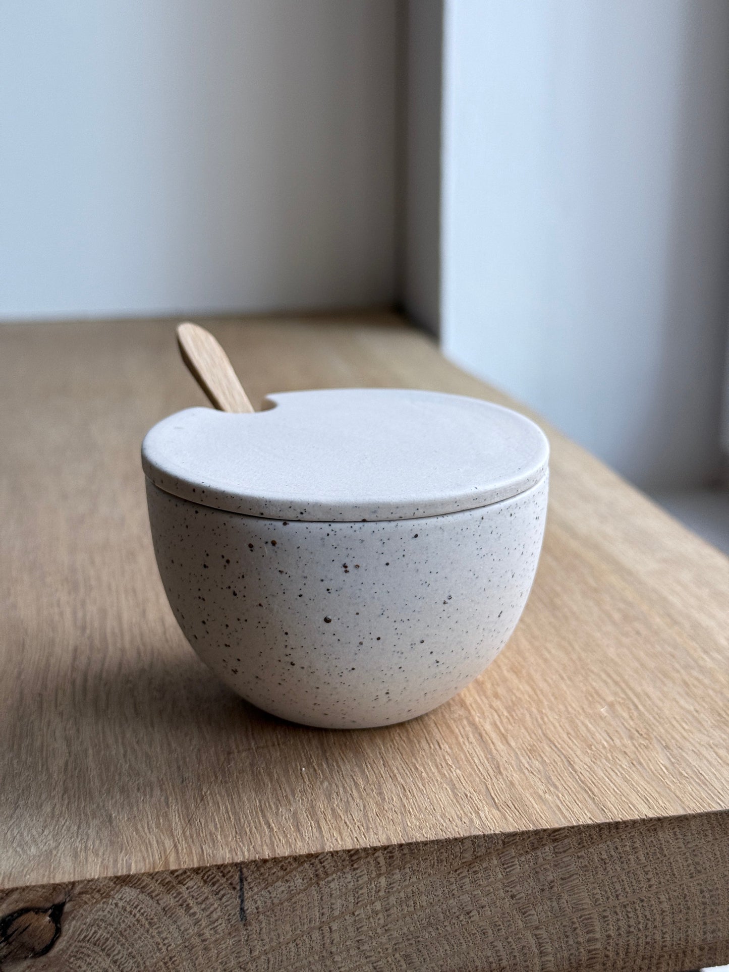 Salt Bowl, w/lid & Spoon, Dots w/ crystal glaze